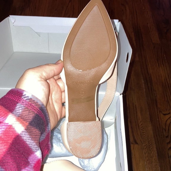 Dreampairs tan nude heels with ankle strap and point toe - Picture 4 of 5